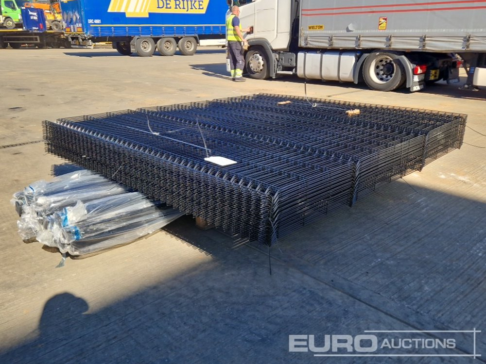 Unused Galvanised & Powder Coated Heavy Duty (5mm) Wire Mesh Fencing, 25 x H2.4m x W2.2m Panels, 26 x 60mm x 60mm x3m Posts, with Fittings (Black) - Оборудование для гаражей/ Мастерских: фото 1 Unused Galvanised & Powder Coated Heavy Duty (5mm) Wire Mesh Fencing, 25 x H2.4m x W2.2m Panels, 26 x 60mm x 60mm x3m Posts, with Fittings (Black) - Оборудование для гаражей/ Мастерских: фото 1