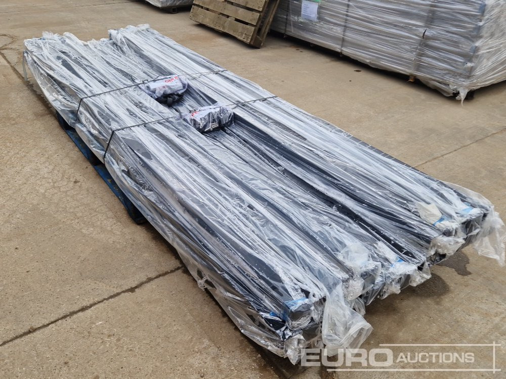 Строительное оборудование Unused Galvanised & Powder Coated Heavy Duty (5mm) Wire Mesh Fencing, 25 x H2.4m x W2.2m Panels, 26 x 60mm x 60mm x3m Posts, with Fittings (Black): фото 13 Строительное оборудование Unused Galvanised & Powder Coated Heavy Duty (5mm) Wire Mesh Fencing, 25 x H2.4m x W2.2m Panels, 26 x 60mm x 60mm x3m Posts, with Fittings (Black): фото 13