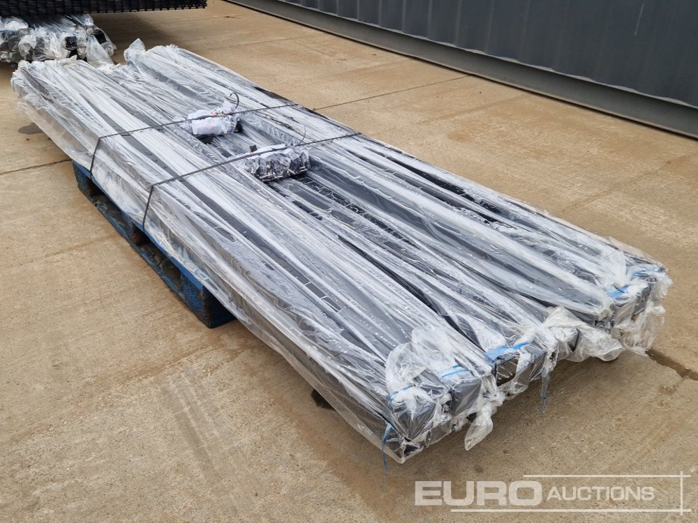 Строительное оборудование Unused Galvanised & Powder Coated Heavy Duty (5mm) Wire Mesh Fencing, 25 x H2.4m x W2.2m Panels, 26 x 60mm x 60mm x3m Posts, with Fittings (Black): фото 15 Строительное оборудование Unused Galvanised & Powder Coated Heavy Duty (5mm) Wire Mesh Fencing, 25 x H2.4m x W2.2m Panels, 26 x 60mm x 60mm x3m Posts, with Fittings (Black): фото 15