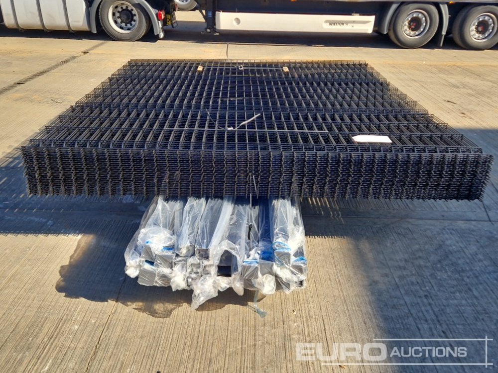 Строительное оборудование Unused Galvanised & Powder Coated Heavy Duty (5mm) Wire Mesh Fencing, 25 x H2.4m x W2.2m Panels, 26 x 60mm x 60mm x3m Posts, with Fittings (Black): фото 8