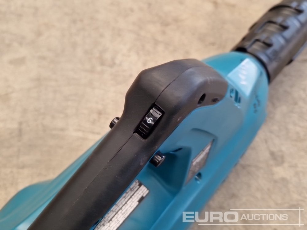 Строительное оборудование Unused Makita XBU02 36v (2x18v) XLT Cordless Blower (Body Only): фото 11