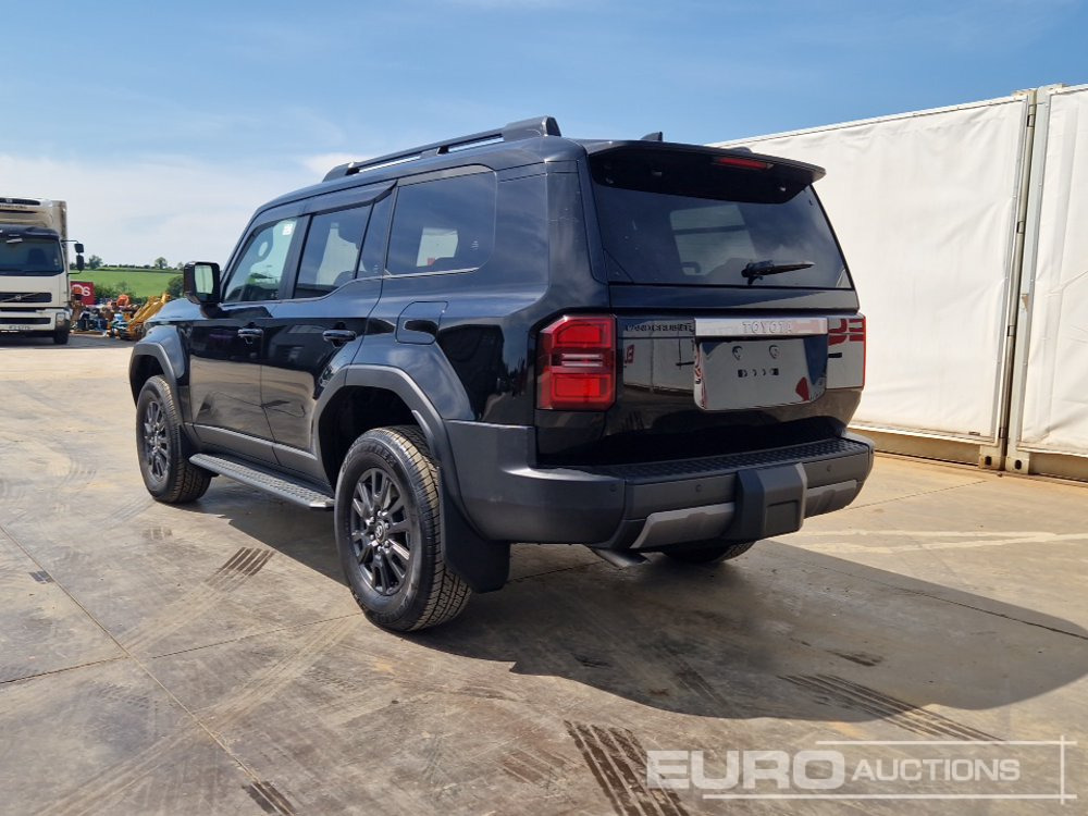 Unused Toyota Land Cruiser - Внедорожник: фото 3 Unused Toyota Land Cruiser - Внедорожник: фото 3