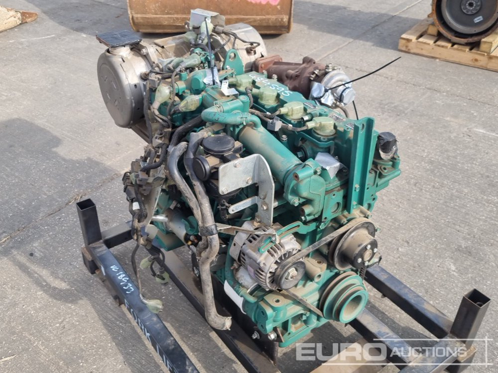 Двигатель Volvo 4 Cylinder Engine: фото 7