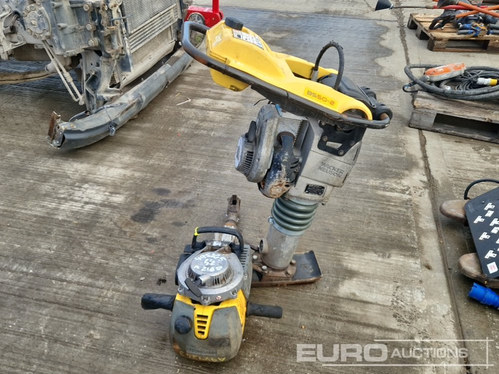 Wacker Neuson Petrol Hand Held Breaker, Petrol Trench Compactor - Асфальтоукладочная техника: фото 5 Wacker Neuson Petrol Hand Held Breaker, Petrol Trench Compactor - Асфальтоукладочная техника: фото 5