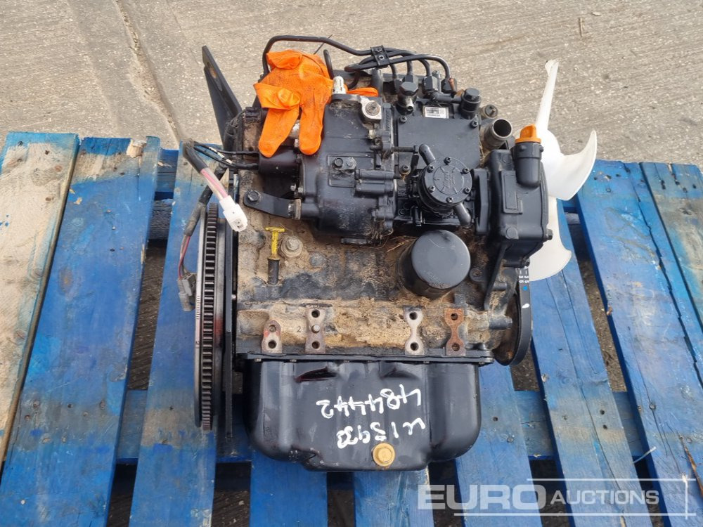 Yanmar 3 Cylinder Engine - Двигатель: фото 5 Yanmar 3 Cylinder Engine - Двигатель: фото 5
