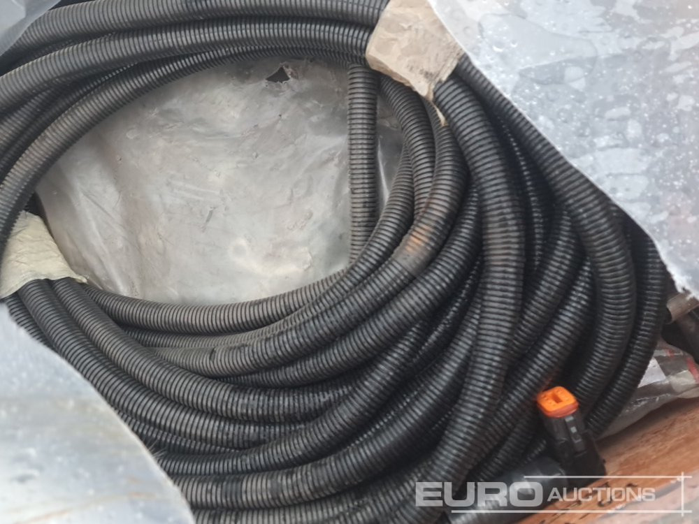 Quantity of Chamber Hose, Grease Nipple Guards, Tension Road Brackets, Spring Washer, Hosing Kit, Washer, Collar Shaft, Terex cone, Clamp Body, Wedge Sealling Rubber, Retention Ring, Belt - Запчасти для Строительной техники: фото 5 Quantity of Chamber Hose, Grease Nipple Guards, Tension Road Brackets, Spring Washer, Hosing Kit, Washer, Collar Shaft, Terex cone, Clamp Body, Wedge Sealling Rubber, Retention Ring, Belt - Запчасти для Строительной техники: фото 5