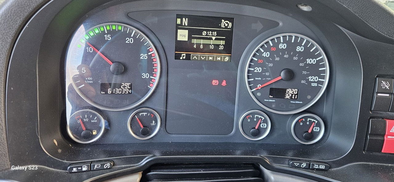 Тягач MAN TGX 26 26.470: фото 15 Тягач MAN TGX 26 26.470: фото 15