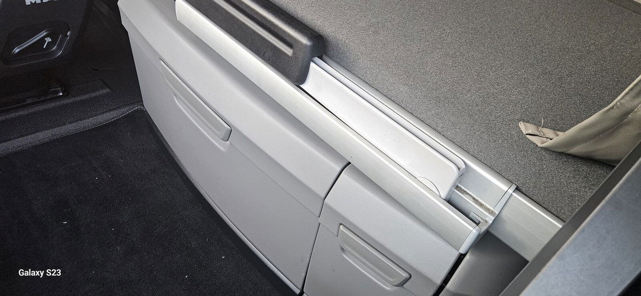 Тягач MAN TGX 26 26.470: фото 13 Тягач MAN TGX 26 26.470: фото 13