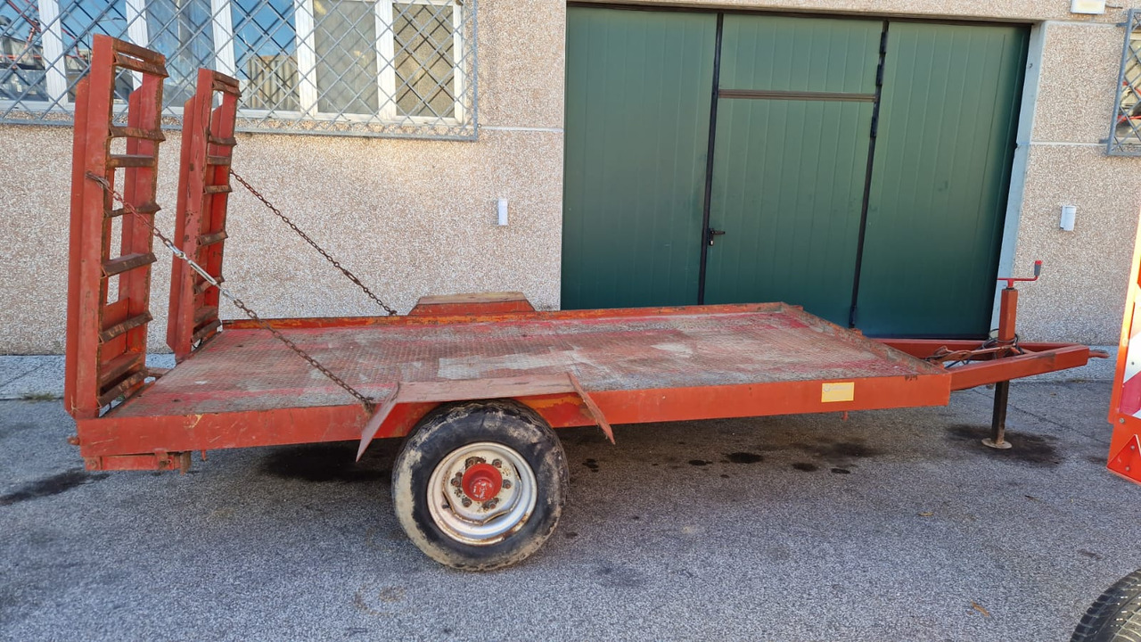 Rimorchio usato omologato 50 q.li - Низкорамный прицеп: фото 1 Rimorchio usato omologato 50 q.li - Низкорамный прицеп: фото 1