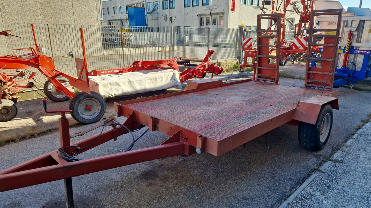 Rimorchio usato omologato 50 q.li - Низкорамный прицеп: фото 3 Rimorchio usato omologato 50 q.li - Низкорамный прицеп: фото 3