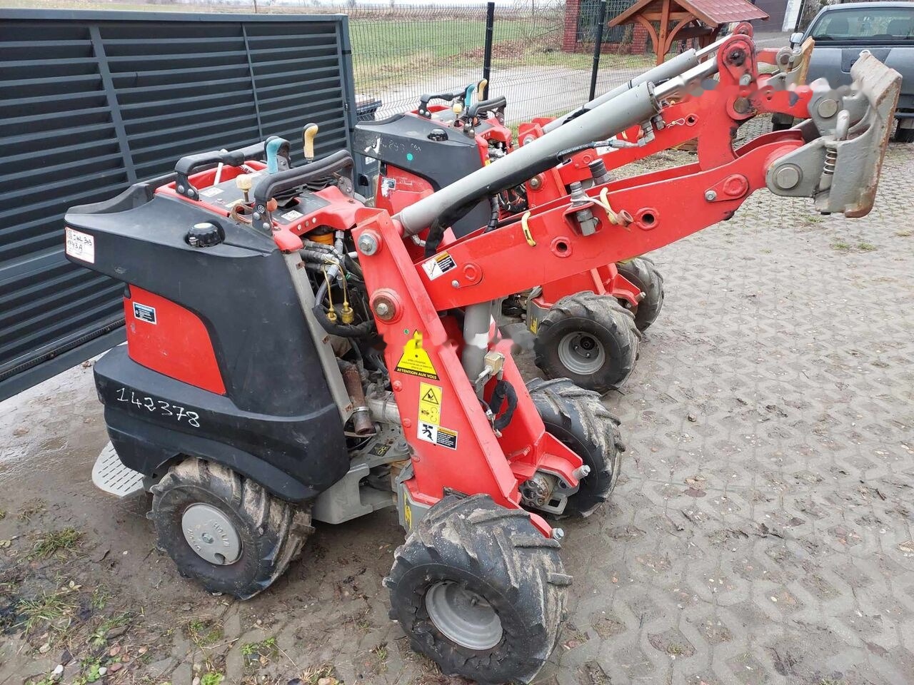 Ditch-Witch Zahn R300 - Траншеекопатель: фото 4 Ditch-Witch Zahn R300 - Траншеекопатель: фото 4