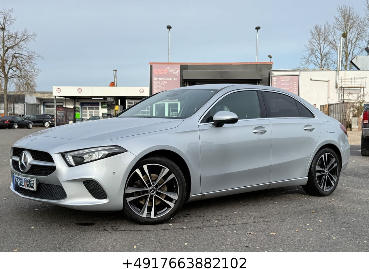 Mercedes-Benz A 200 Lim./LED/KAMERA/NAVI/SITZHZG. - Седан: фото 1 Mercedes-Benz A 200 Lim./LED/KAMERA/NAVI/SITZHZG. - Седан: фото 1