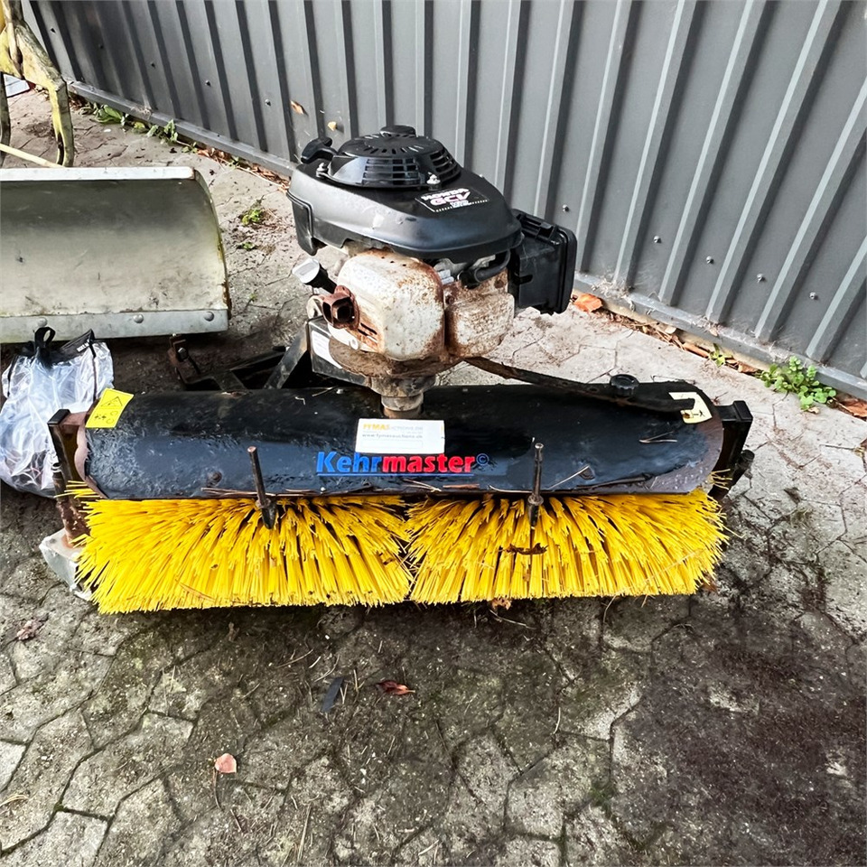 APV WD 40 M2 - Квадроцикл: фото 5 APV WD 40 M2 - Квадроцикл: фото 5