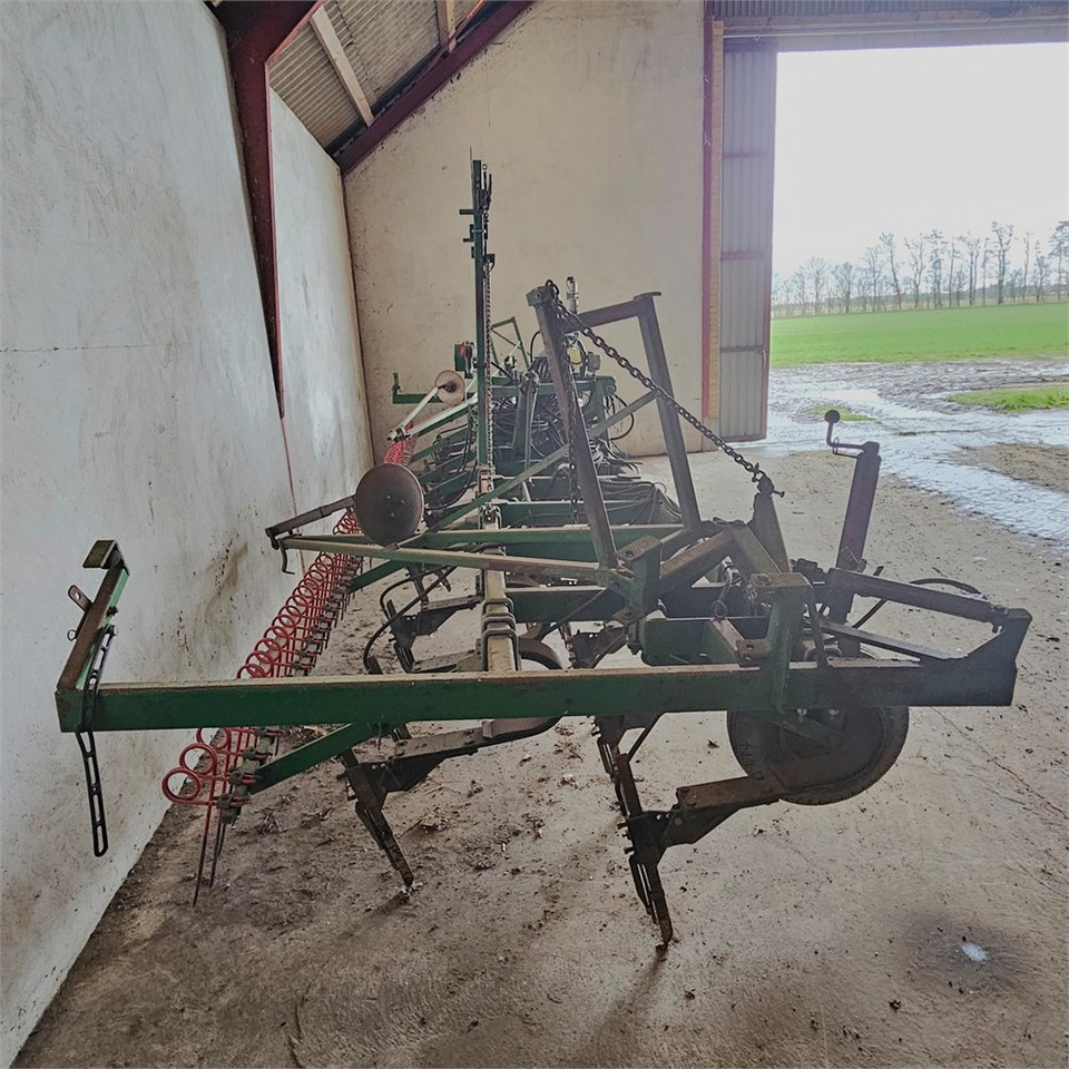 Agrodan Nedfælder - Техника для внесения удобрений: фото 4 Agrodan Nedfælder - Техника для внесения удобрений: фото 4