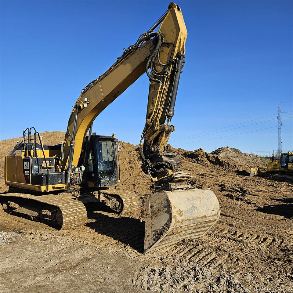 Caterpillar 323 EL - Гусеничный экскаватор: фото 4 Caterpillar 323 EL - Гусеничный экскаватор: фото 4