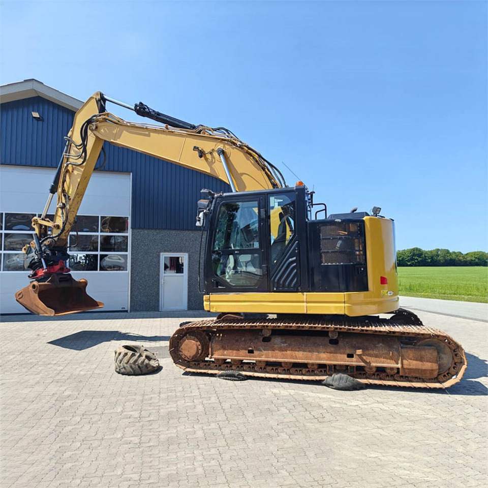 Caterpillar 325 FLCR - Гусеничный экскаватор: фото 2 Caterpillar 325 FLCR - Гусеничный экскаватор: фото 2