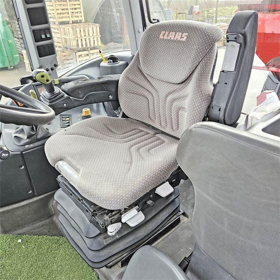 Трактор Claas Ares 697: фото 12