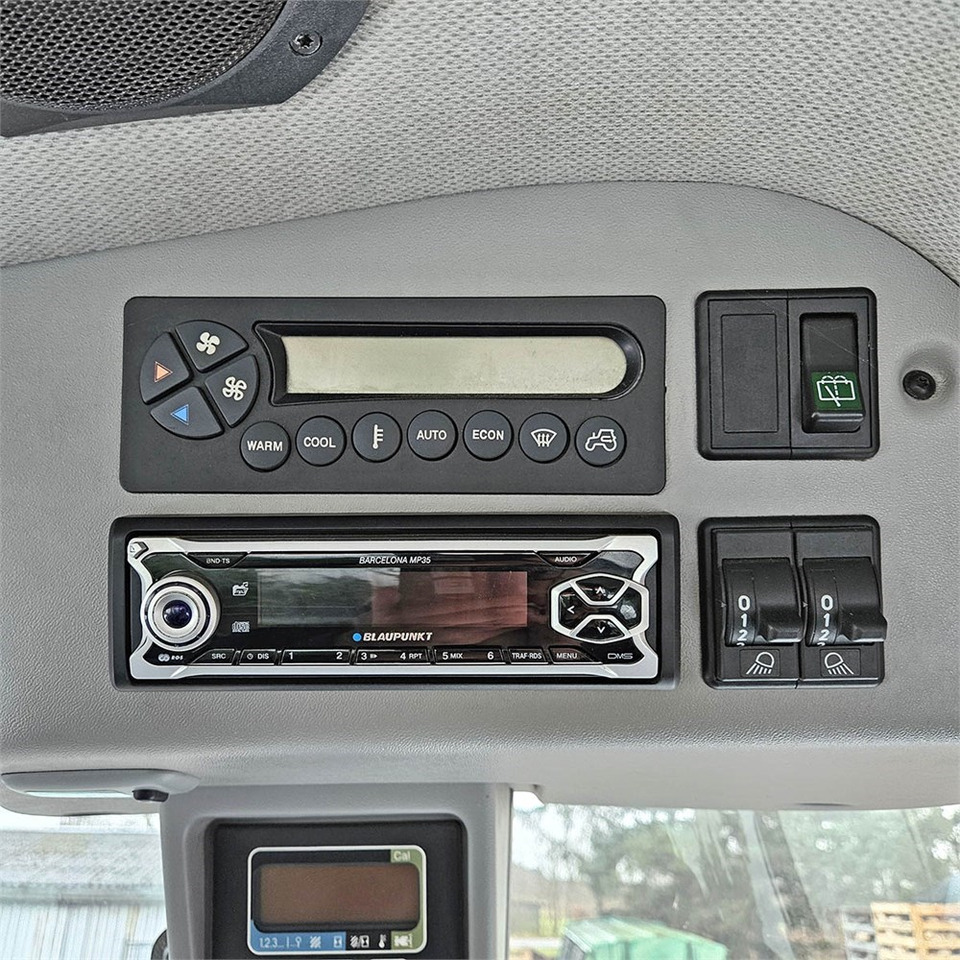 Трактор Claas Ares 697: фото 26