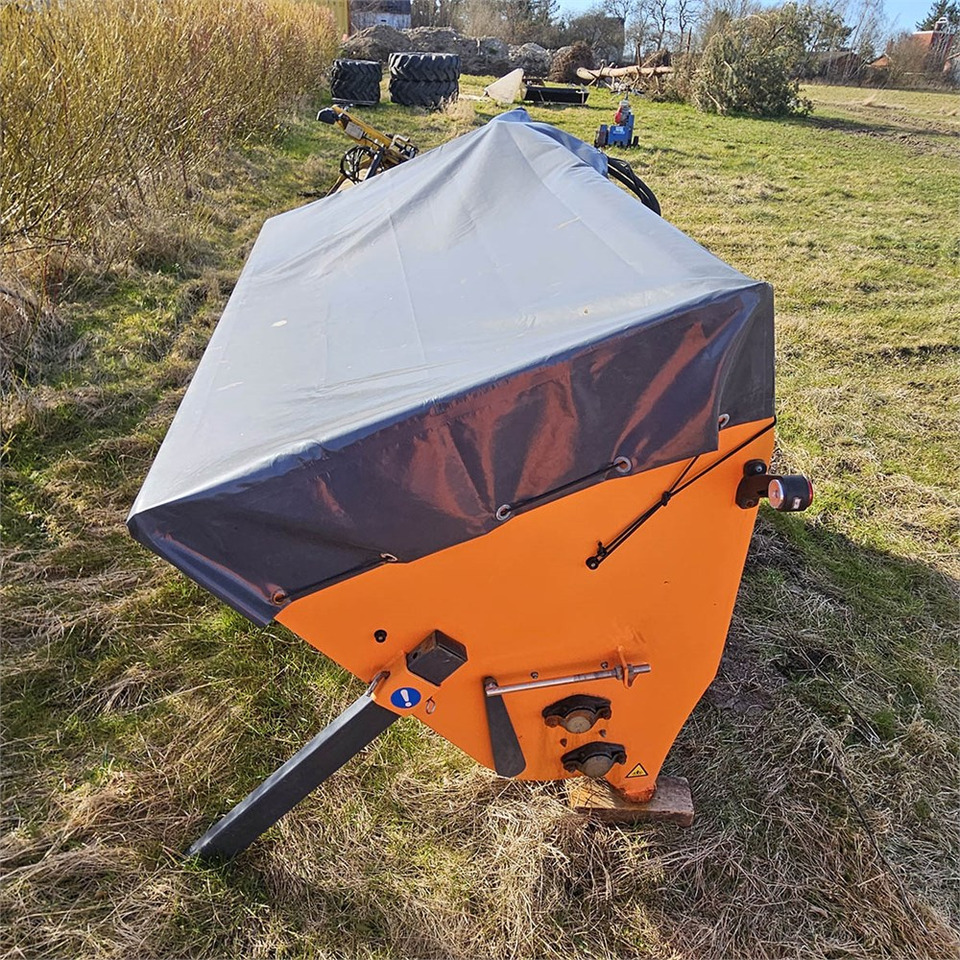 Epoke SNOWLINE SL 14 - Разбрасыватель песка/ Соли: фото 3 Epoke SNOWLINE SL 14 - Разбрасыватель песка/ Соли: фото 3