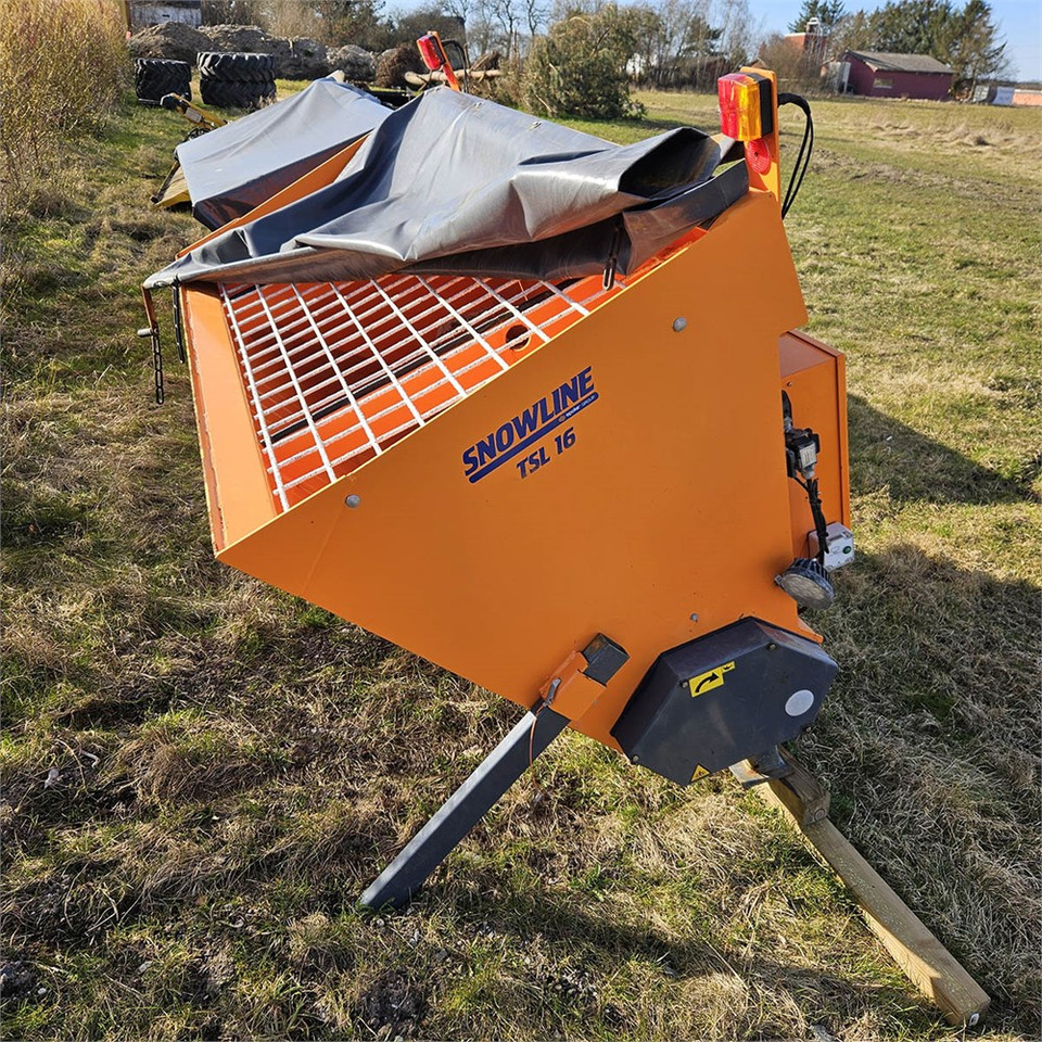 Epoke SNOWLINE TSL 16 - Разбрасыватель песка/ Соли: фото 1 Epoke SNOWLINE TSL 16 - Разбрасыватель песка/ Соли: фото 1