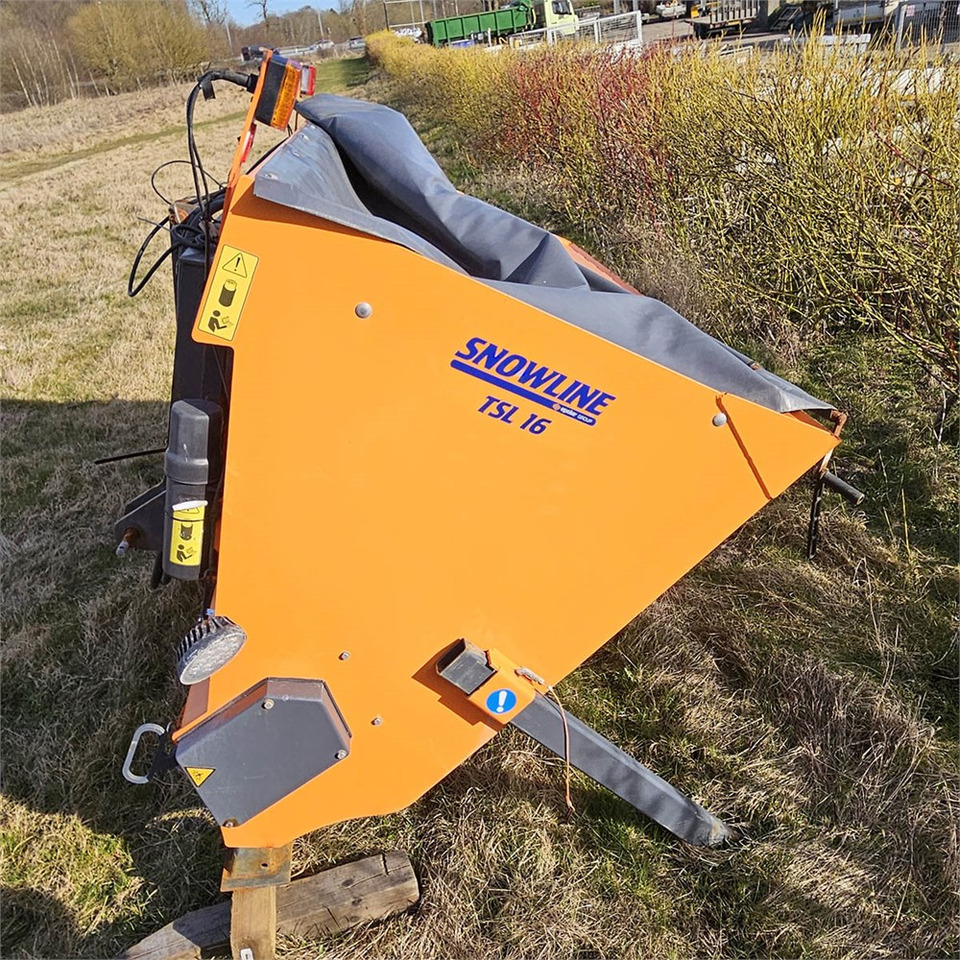 Epoke SNOWLINE TSL 16 - Разбрасыватель песка/ Соли: фото 5 Epoke SNOWLINE TSL 16 - Разбрасыватель песка/ Соли: фото 5