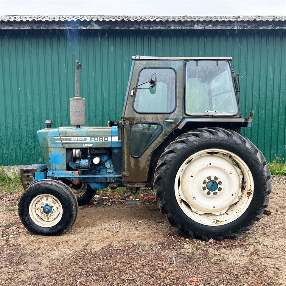 Ford 4600 - Трактор: фото 3 Ford 4600 - Трактор: фото 3