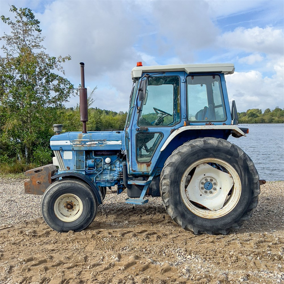 Ford 5610 - Трактор: фото 3 Ford 5610 - Трактор: фото 3