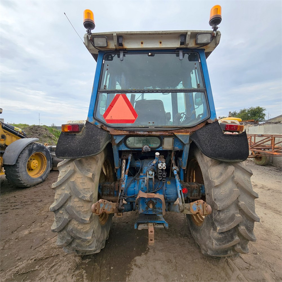 Ford 6410 - Трактор: фото 4 Ford 6410 - Трактор: фото 4