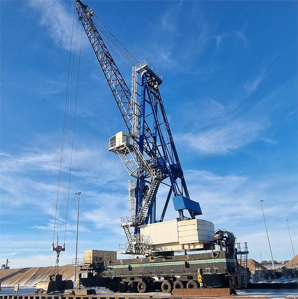Gottwald HMK 360 E - Башенный кран: фото 1 Gottwald HMK 360 E - Башенный кран: фото 1