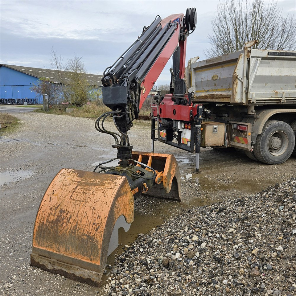 HMF 2120K-4 RC - Кран-манипулятор: фото 2 HMF 2120K-4 RC - Кран-манипулятор: фото 2