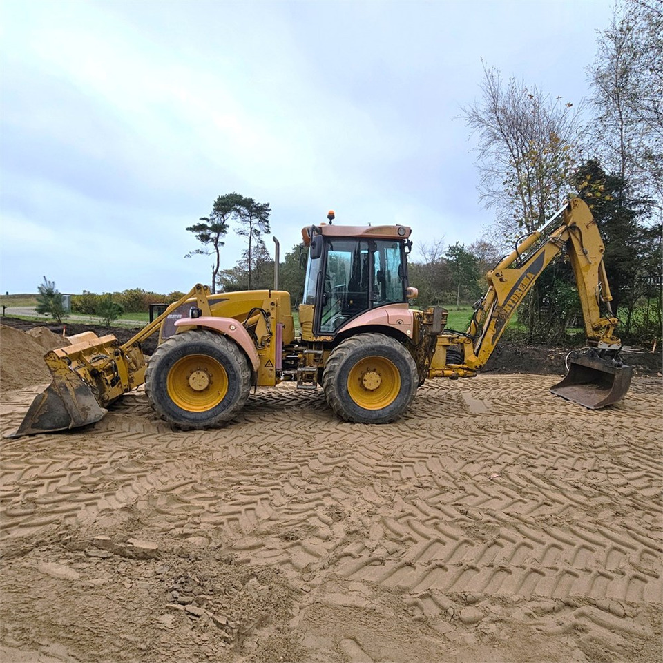 Hydrema 926 D - Экскаватор-погрузчик: фото 3 Hydrema 926 D - Экскаватор-погрузчик: фото 3