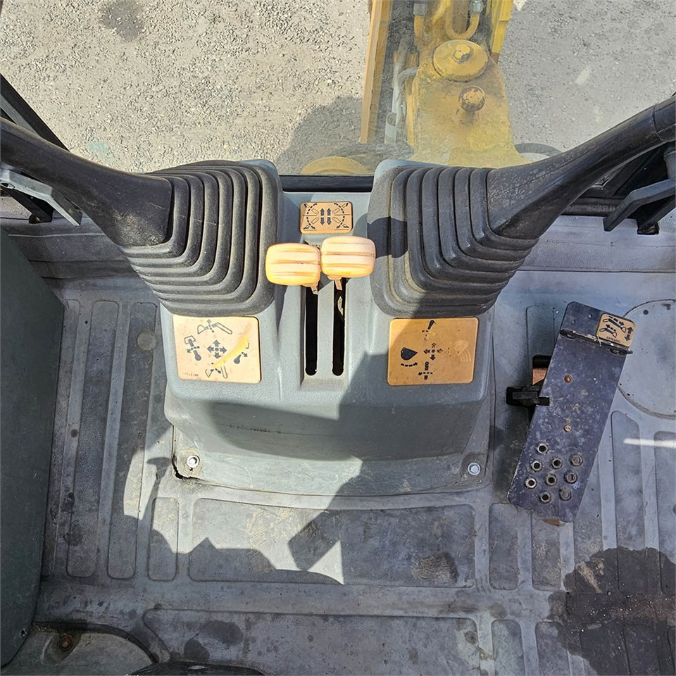 JCB 4CX eco T4i III B в лизинг JCB 4CX eco T4i III B: фото 12