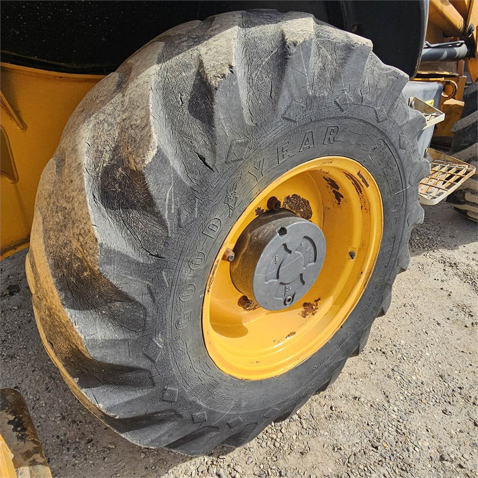 JCB 4CX eco T4i III B в лизинг JCB 4CX eco T4i III B: фото 38