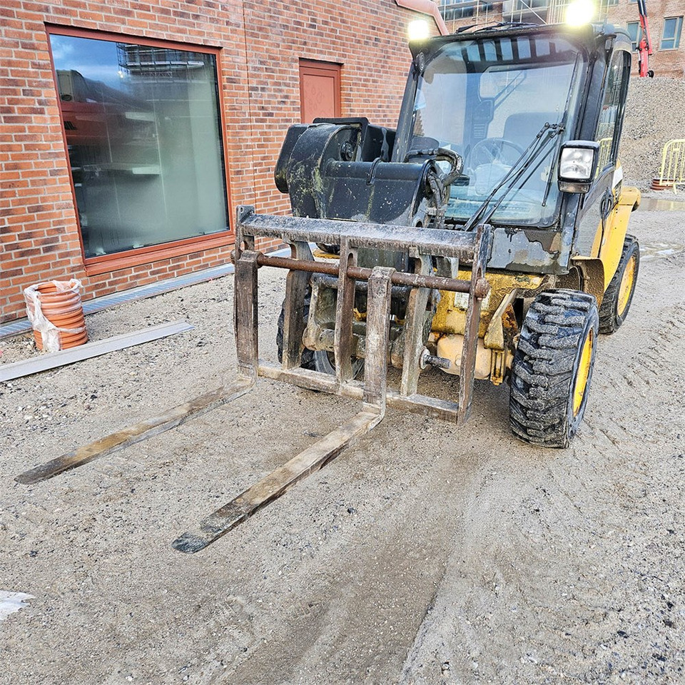 JCB 520-40 - Телескопический погрузчик: фото 5 JCB 520-40 - Телескопический погрузчик: фото 5