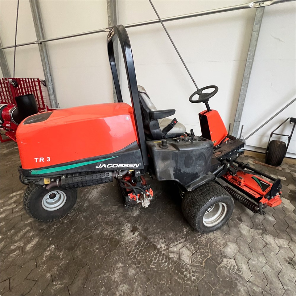 Jacobsen AR3 - Газонокосилка: фото 5 Jacobsen AR3 - Газонокосилка: фото 5