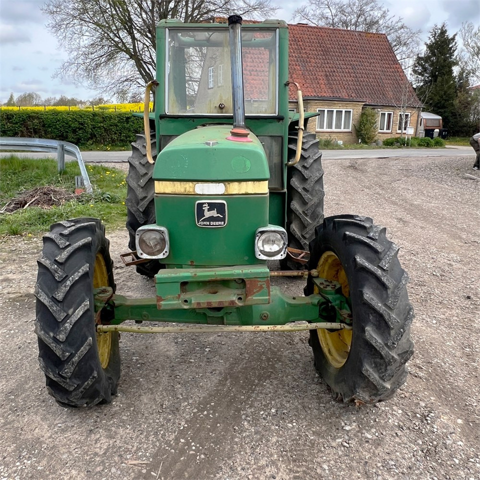 John Deere 1140 - Трактор: фото 2 John Deere 1140 - Трактор: фото 2