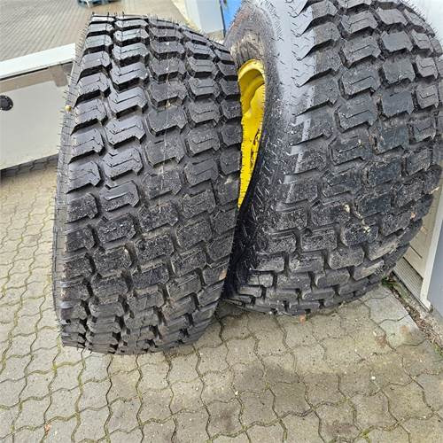 John Deere 2 styk - Трактор: фото 2 John Deere 2 styk - Трактор: фото 2