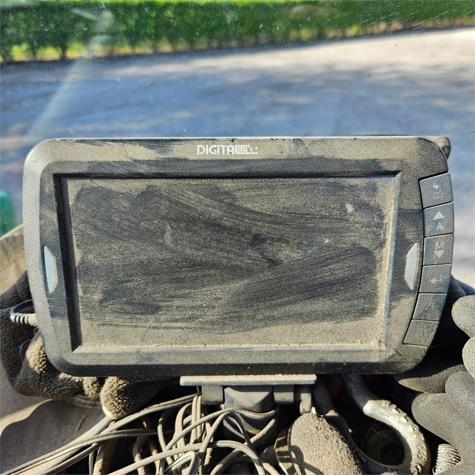 Трактор John Deere 2040: фото 15
