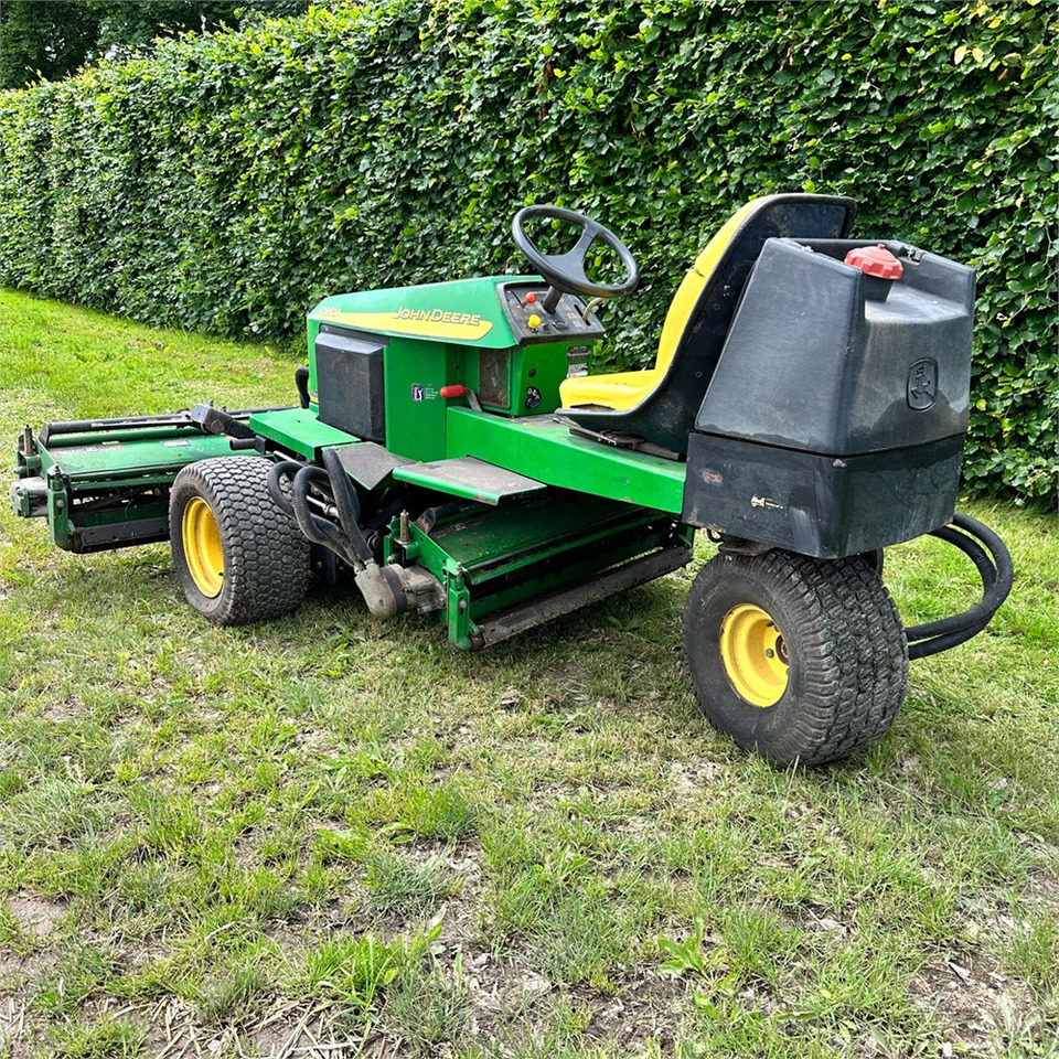 John Deere 2653A - Газонокосилка: фото 4 John Deere 2653A - Газонокосилка: фото 4