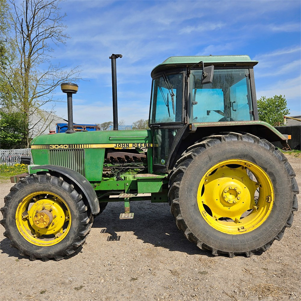 John Deere 3040 - Трактор: фото 2 John Deere 3040 - Трактор: фото 2