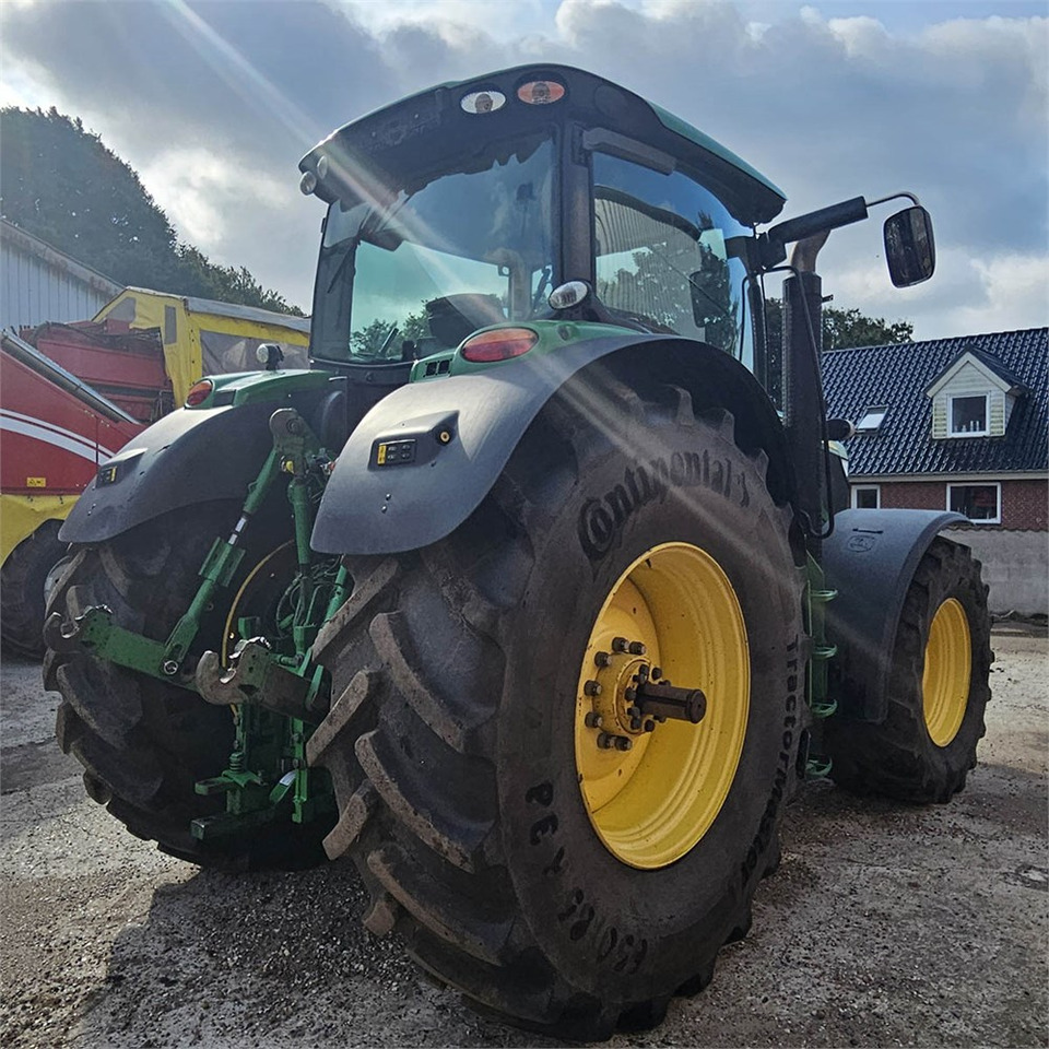 John Deere 6210 R - Трактор: фото 5 John Deere 6210 R - Трактор: фото 5