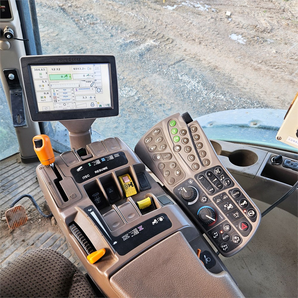 Трактор John Deere 7280 R: фото 17 Трактор John Deere 7280 R: фото 17