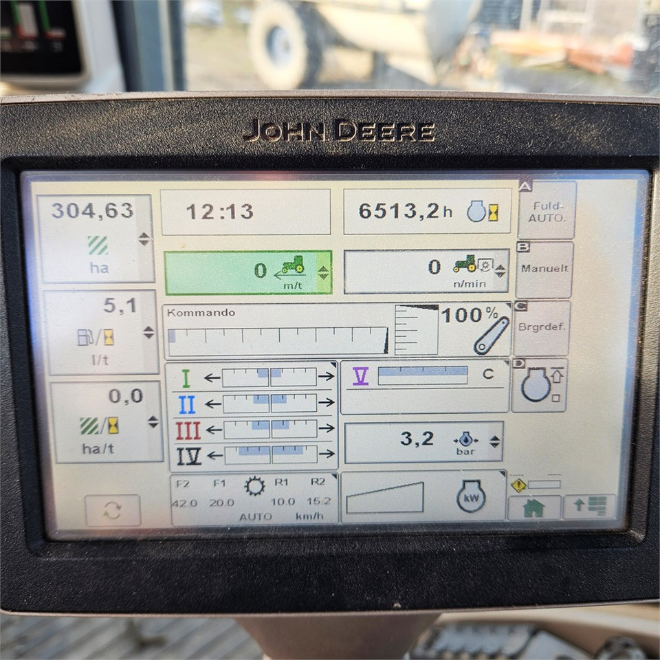 Трактор John Deere 7280 R: фото 28 Трактор John Deere 7280 R: фото 28