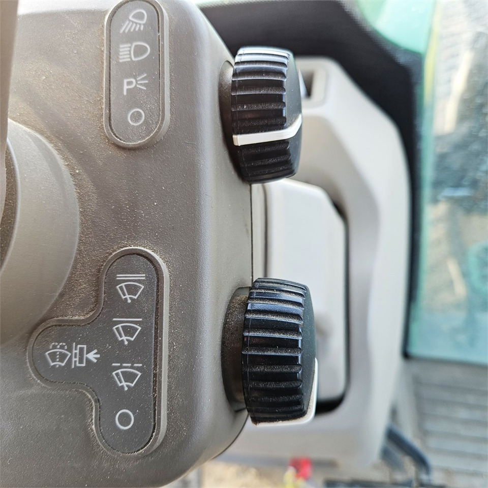 Трактор John Deere 7280 R: фото 30 Трактор John Deere 7280 R: фото 30