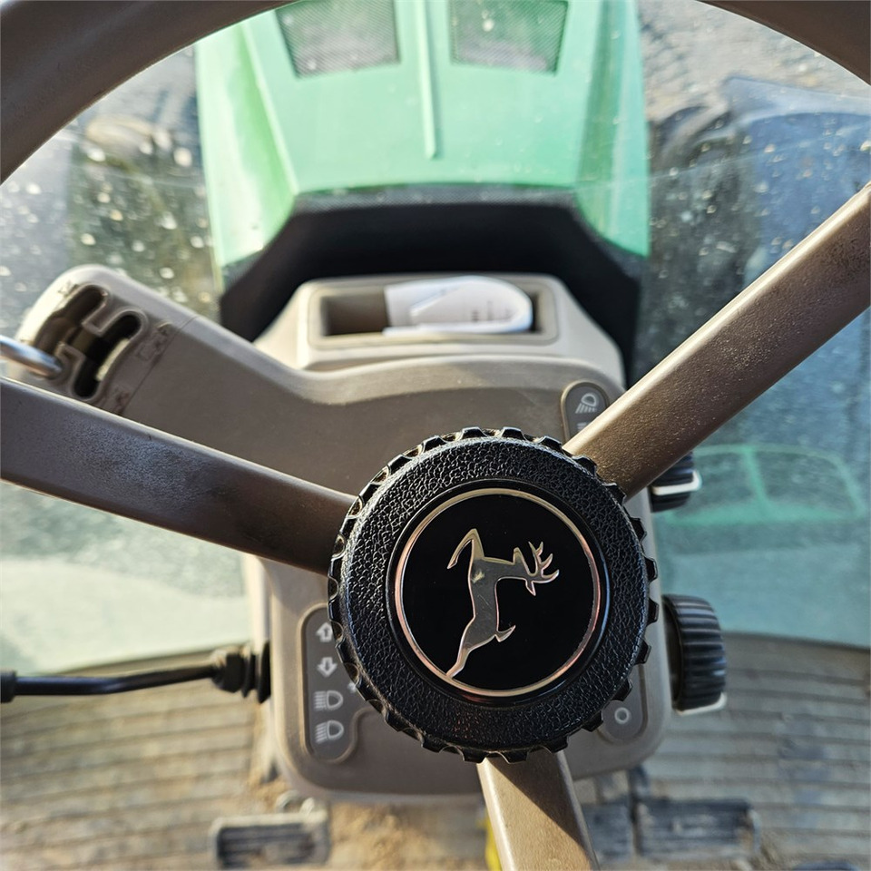 Трактор John Deere 7280 R: фото 26 Трактор John Deere 7280 R: фото 26