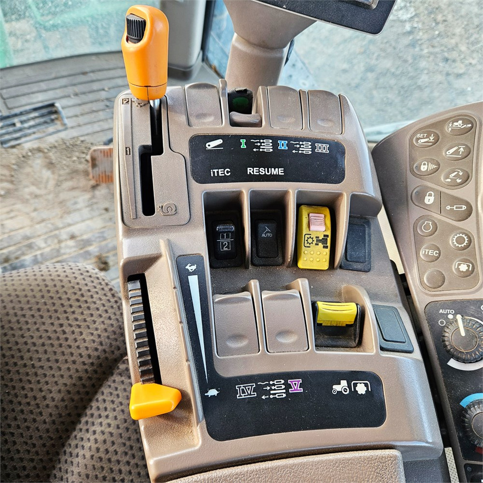 Трактор John Deere 7280 R: фото 18 Трактор John Deere 7280 R: фото 18