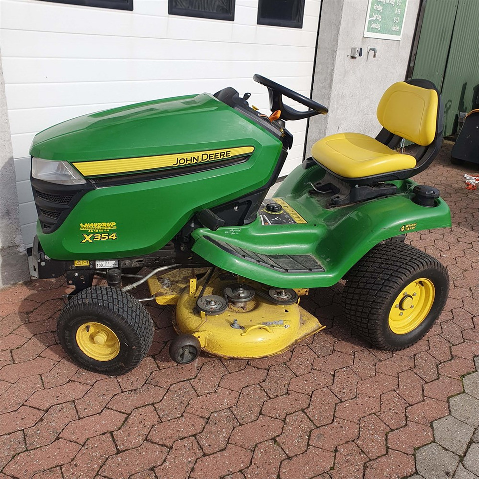 John Deere X354 - Газонокосилка: фото 2 John Deere X354 - Газонокосилка: фото 2