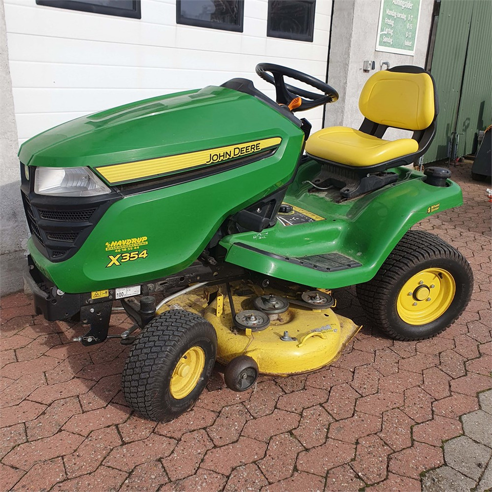 John Deere X354 - Газонокосилка: фото 3 John Deere X354 - Газонокосилка: фото 3