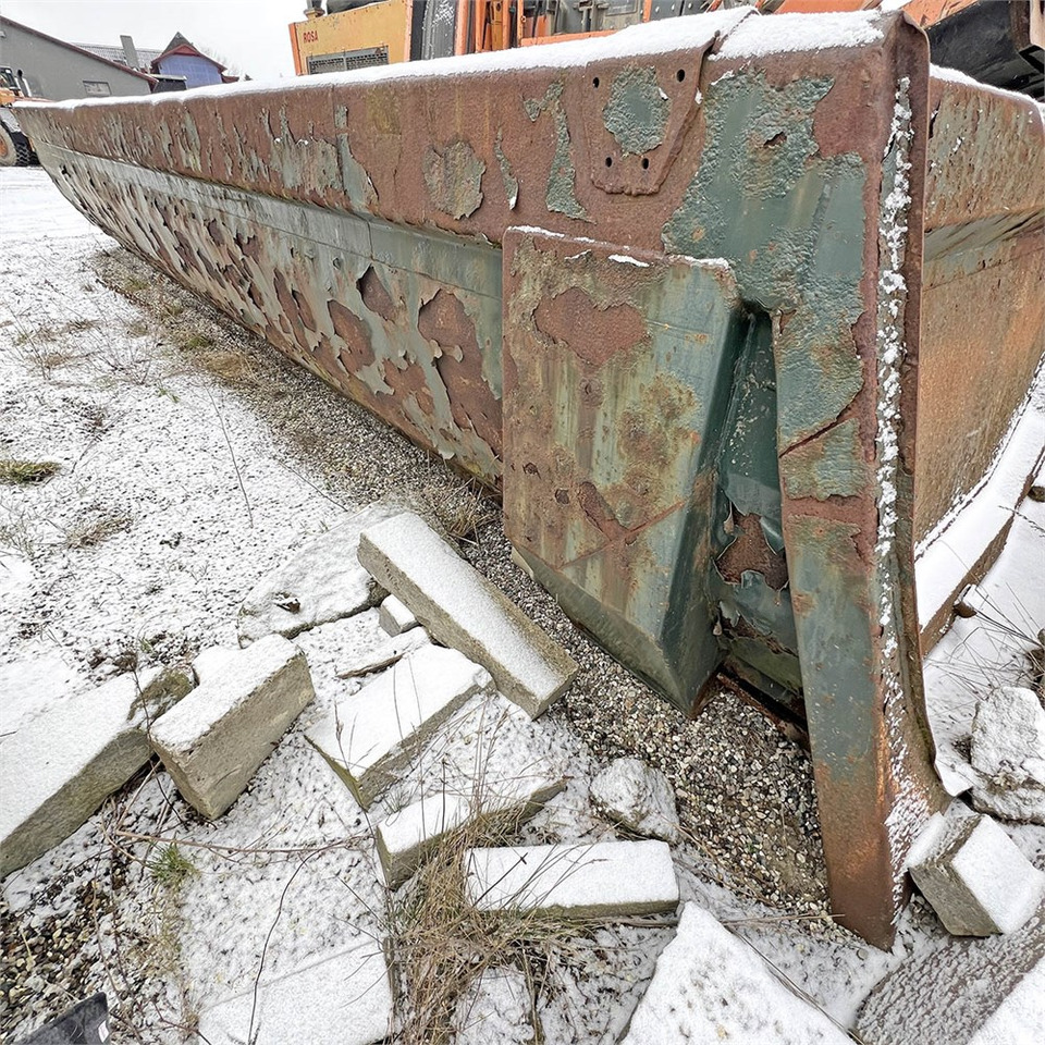 Kel-Berg Hardox - Самосвальный полуприцеп: фото 4 Kel-Berg Hardox - Самосвальный полуприцеп: фото 4