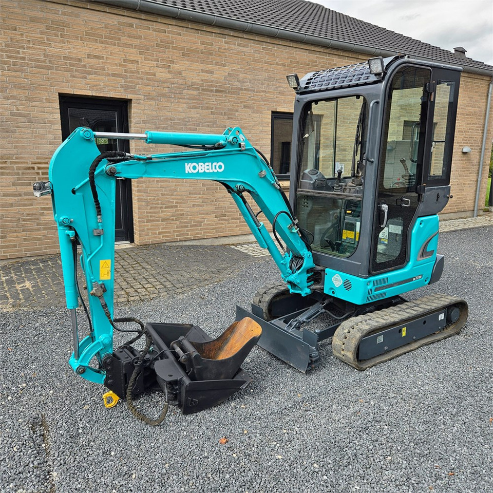Kobelco SK17 SR-3 - Мини-экскаватор: фото 2 Kobelco SK17 SR-3 - Мини-экскаватор: фото 2